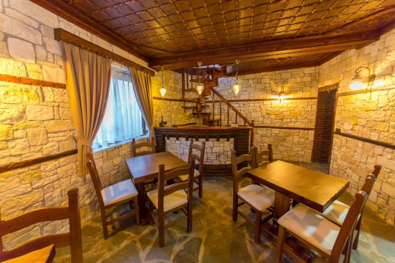 Heraklis Hotel Berat Eksteriør billede