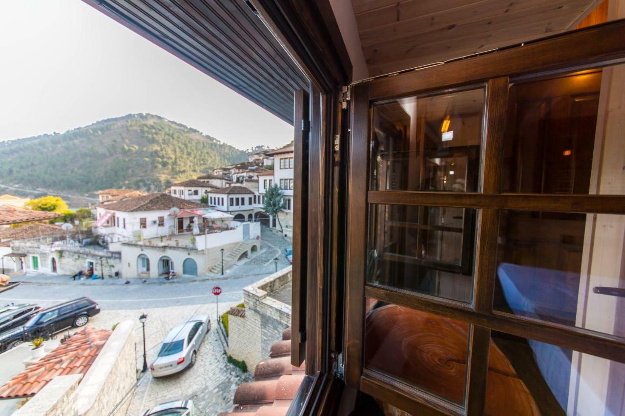 Heraklis Hotel Berat Eksteriør billede