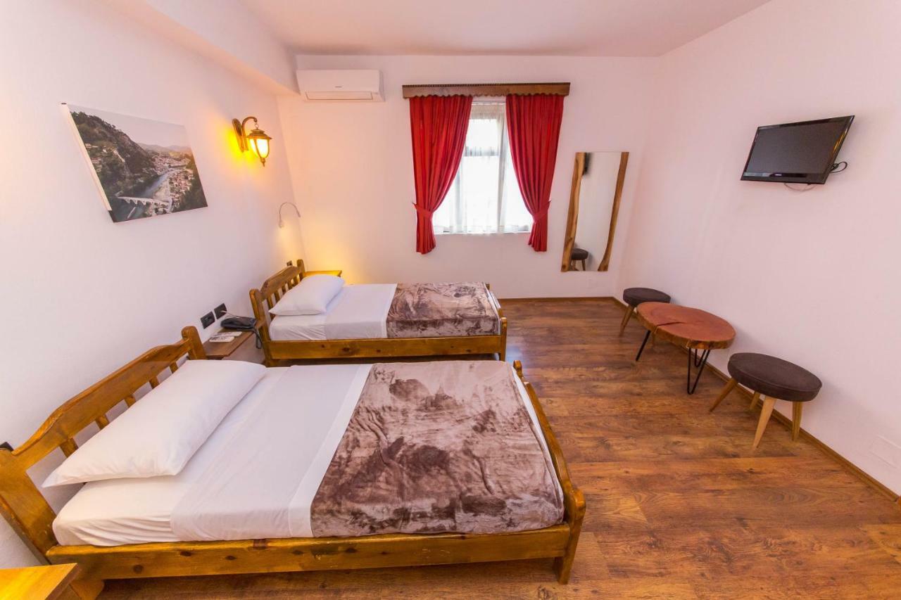 Heraklis Hotel Berat Værelse billede