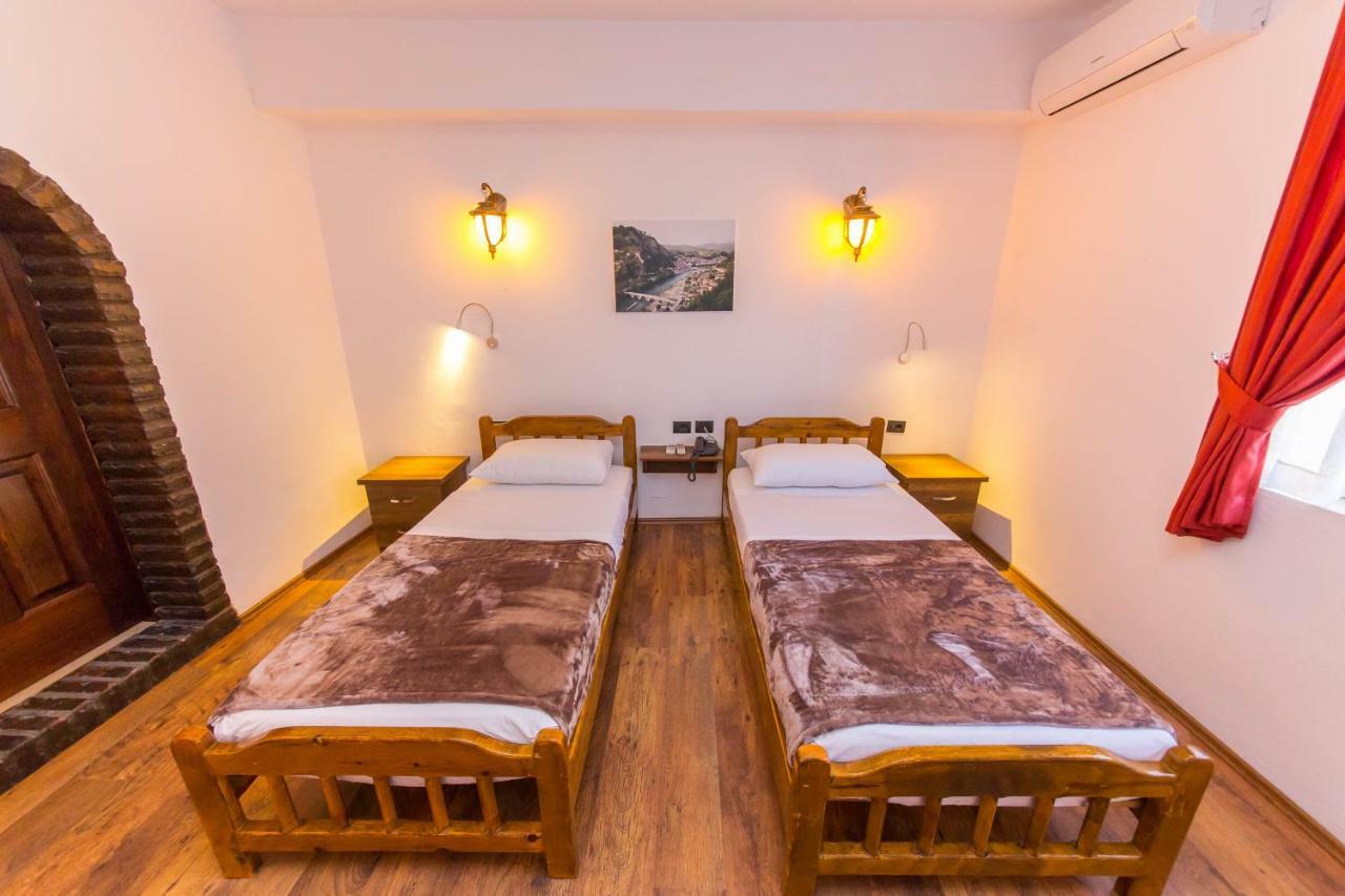 Heraklis Hotel Berat Eksteriør billede